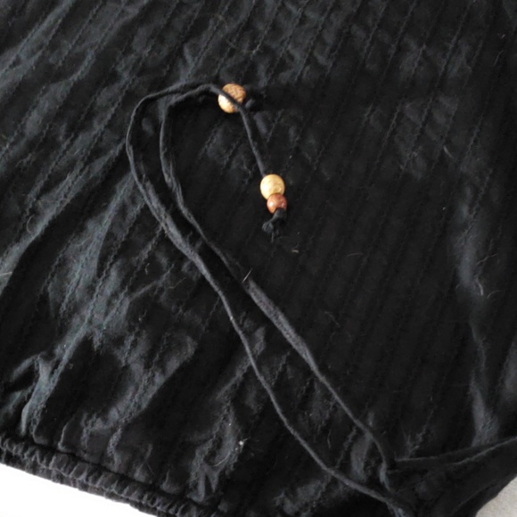 Black shirt - Picture 4 of 7